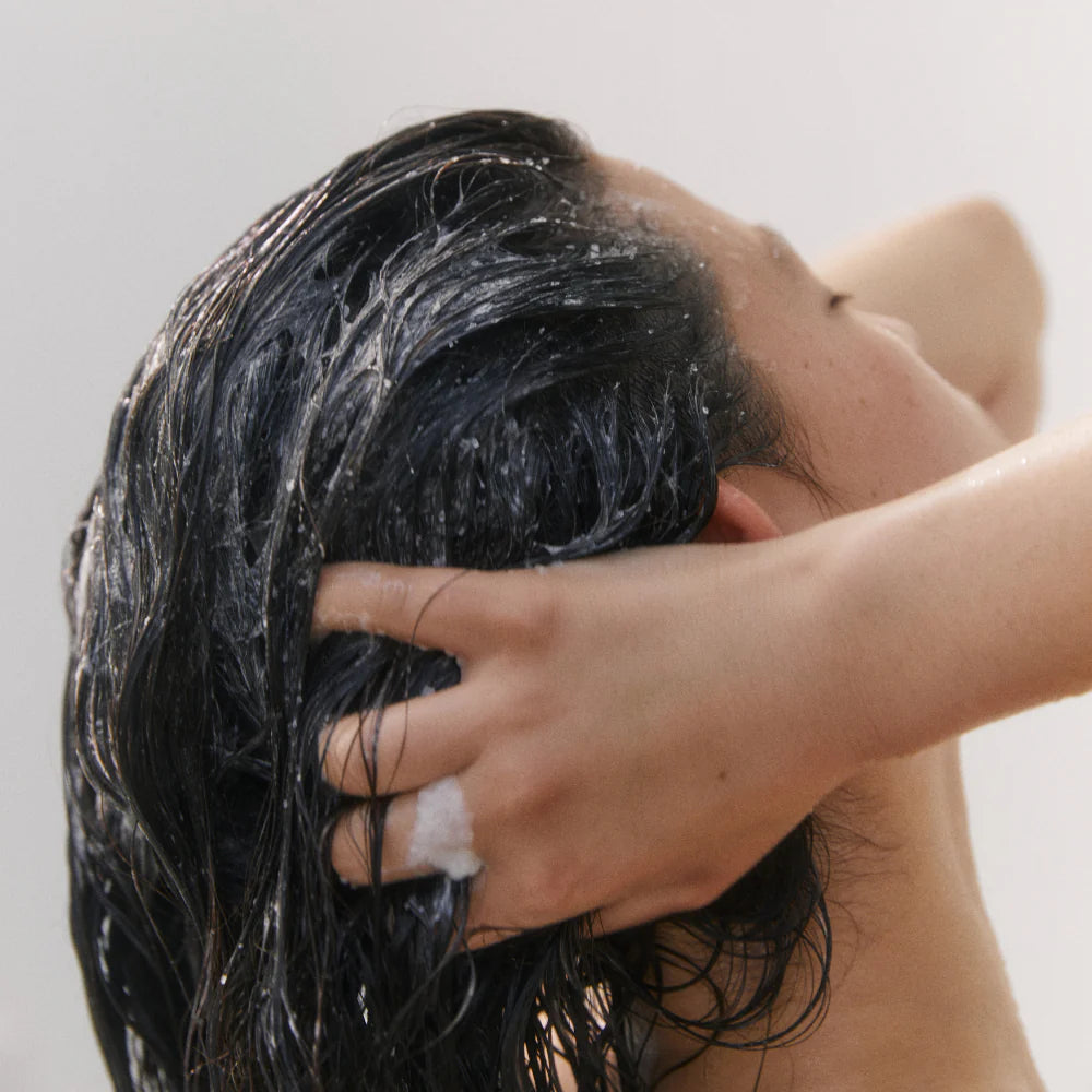 shampoo para limpieza profunda del cuero cabelludo