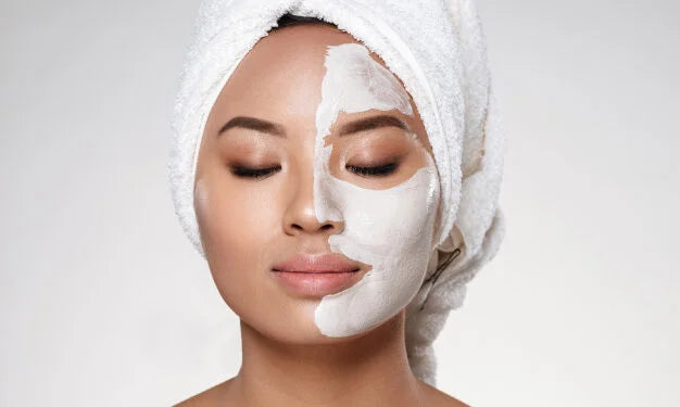 ¿Qué se pone primero el protector solar o la crema?